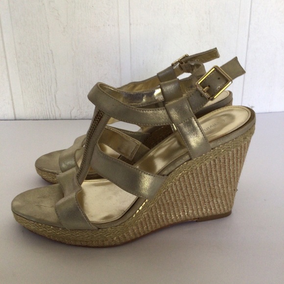 CALVIN KLEIN GOLD CAGED WEDGES SI… - Picture 10 of 13